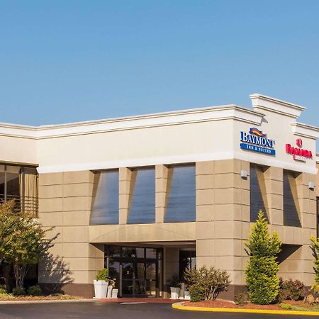 Baymont By Wyndham Fayetteville Fort Bragg Area Экстерьер фото