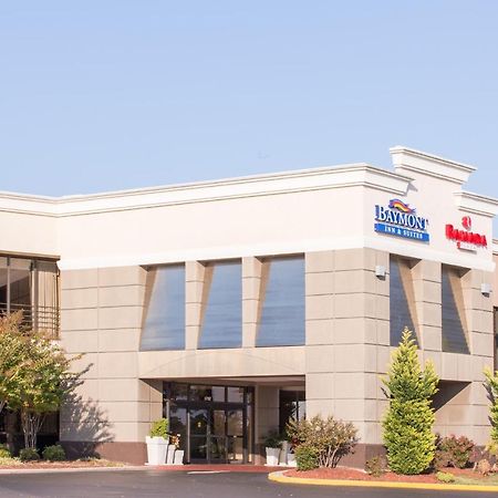 Baymont By Wyndham Fayetteville Fort Bragg Area Экстерьер фото
