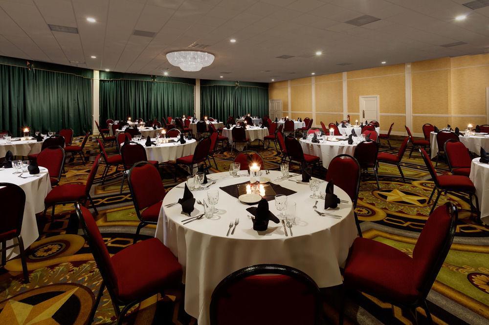 Baymont By Wyndham Fayetteville Fort Bragg Area Экстерьер фото